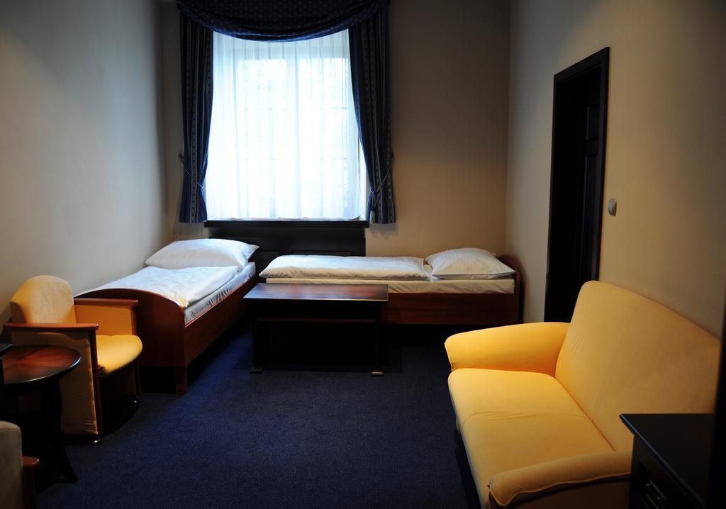 Hotel Fara Rancirov Jihlava Habitación foto